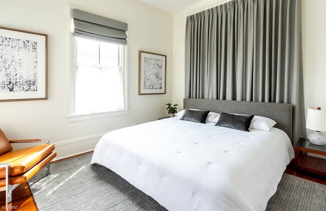 Foto del edificio - 2 br, 1 bath Apartment - 419 E Taylor St