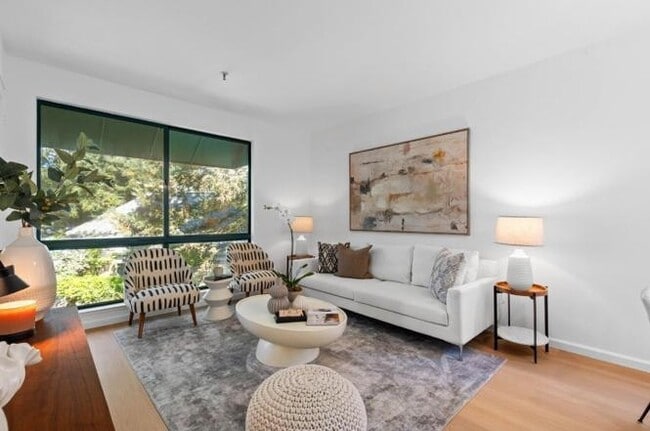 Building Photo - 4250 El Camino Real