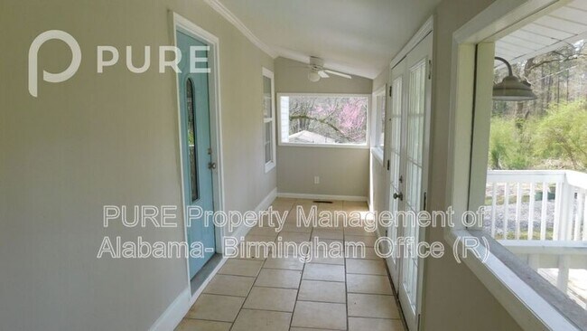 Foto del edificio - 38 Strickland Dr