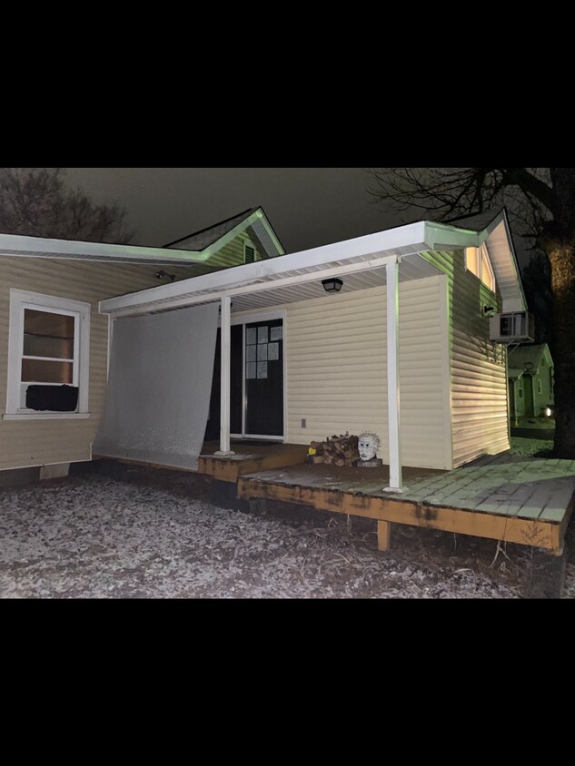 Foto principal - 613 Moulden St