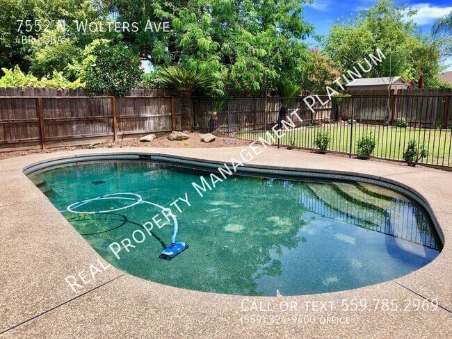 Foto del edificio - $2,900 Sparkling Pool, Solar 4 Bdrm, Alluv...