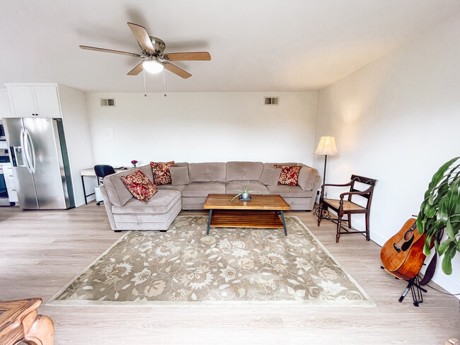 spacious - 665 Alto Dr