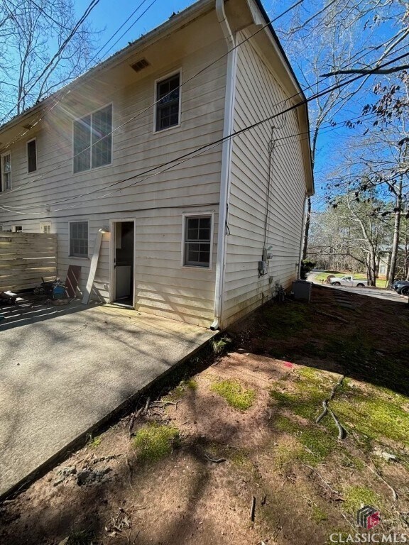 Foto del edificio - 248 Highland Park Dr
