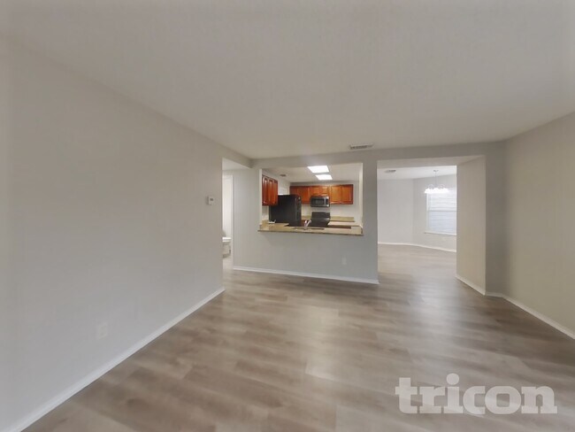 Foto del edificio - 6007 Ferrysage Dr