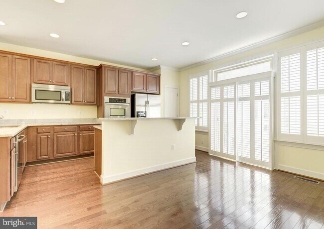 Foto del edificio - 3307 Kemper Rd