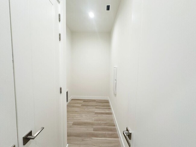 Foto del edificio - 15561 Aldama Cir