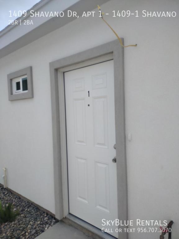 Building Photo - 1409 Shavano Dr