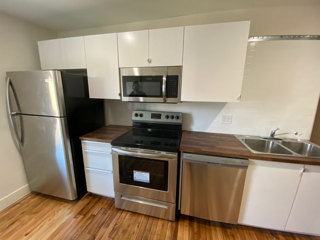 Building Photo - 1936 S. Chadwick