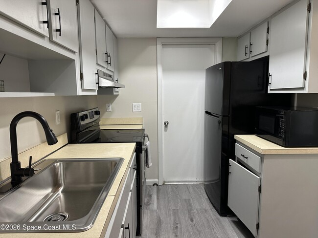 Foto del edificio - 1424 Croftwood Dr