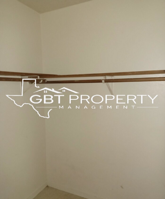 Building Photo - Killeen Apartments - 607