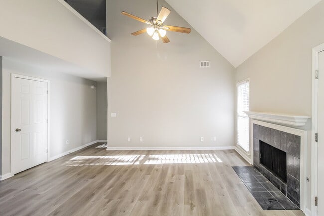 Building Photo - 3539 Fairgreen Ct