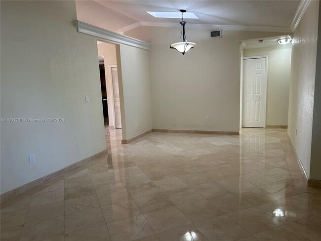 Foto del edificio - 14670 SW 49th St