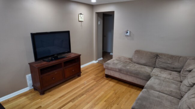 Foto del edificio - 5249 S Kilpatrick Ave