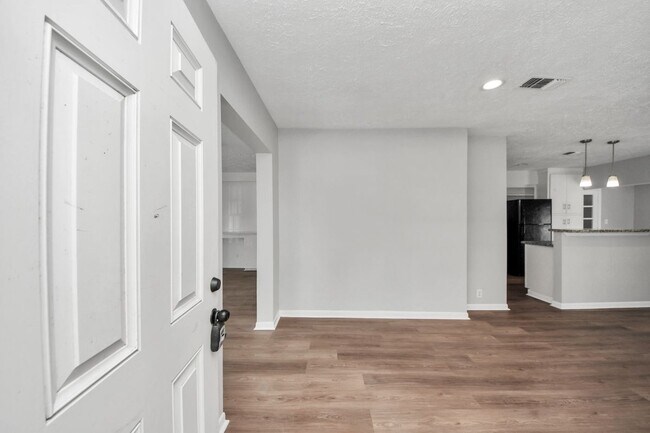 Foto del edificio - 3603 Crosby Cedar Bayou Rd