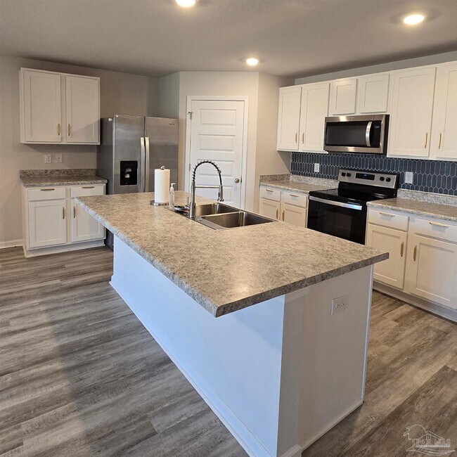 Foto del edificio - 4384 White Cedar Ct