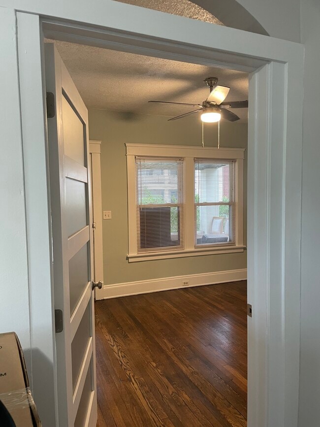 Foto del edificio - 1307 Idlewood Ave