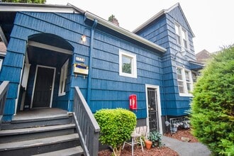 Building Photo - 1734 NE Killingsworth St