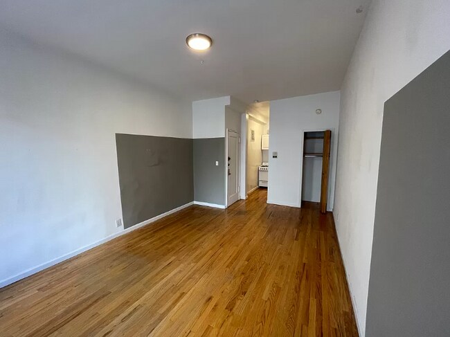 Building Photo - 1475 1st Ave.