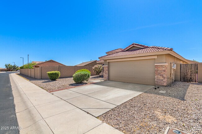 Building Photo - 2070 S 216th Ln