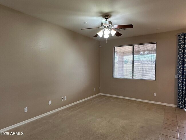 Foto del edificio - 14451 W Weldon Ave