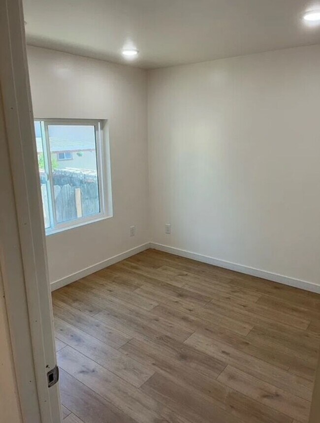 Foto del edificio - Modern 4 bed home Centrally located