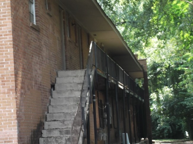 Building Photo - Richmond Place