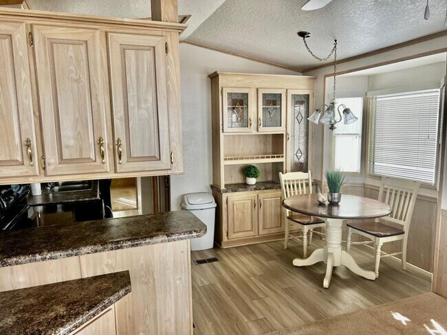 Foto del edificio - 55+ Community 2 Bed 1 Bath Home