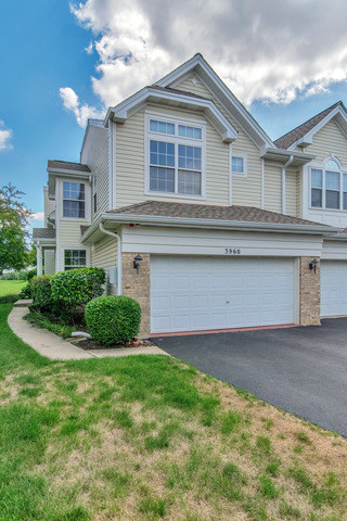Building Photo - 3960 Vesper Ct