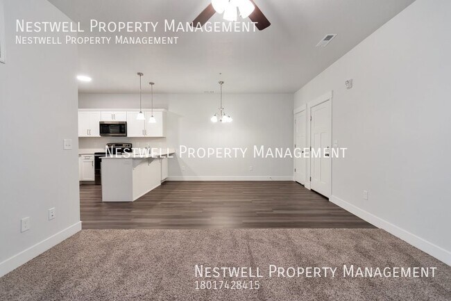 Foto del edificio - Modern 3-bed Condo in Riverton