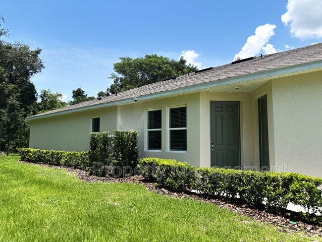 Building Photo - 2168 Greenwood Oak Dr