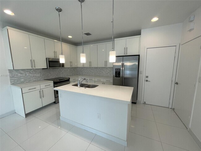 Foto del edificio - 2621 NE 212th Terrace
