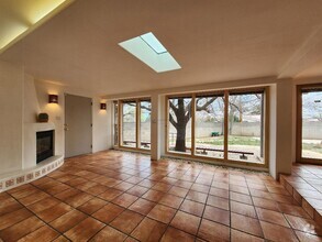 Building Photo - 1114 Camino Consuelo