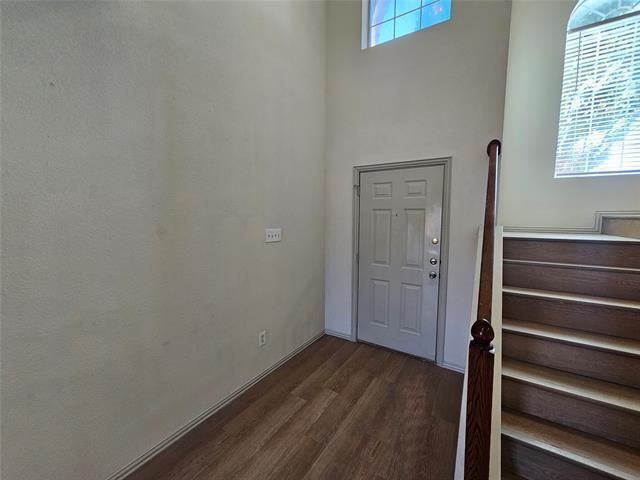 Foto del edificio - 393 Ivan Dr