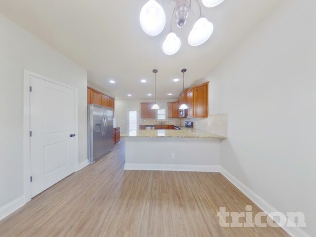 Building Photo - 11350 Freeman Way