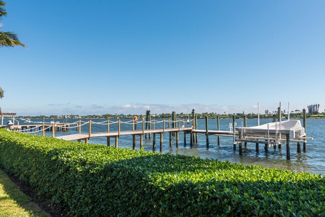 Foto del edificio - 3322 N Flagler Drive