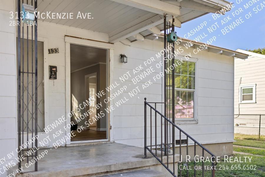 Foto principal - 3133 McKenzie Ave