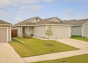 Building Photo - 1627 Cattle Dr Ln