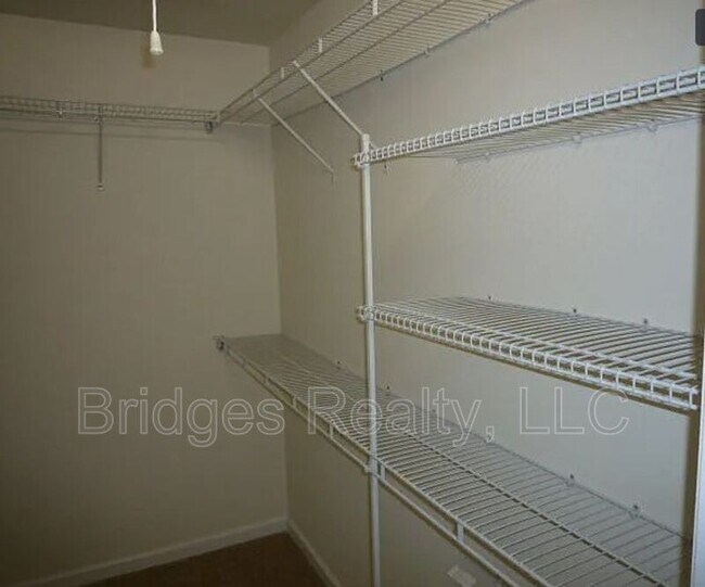 Foto del edificio - 1006 Bertram Rd
