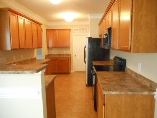 Building Photo - 5279 Crosswinds Rd