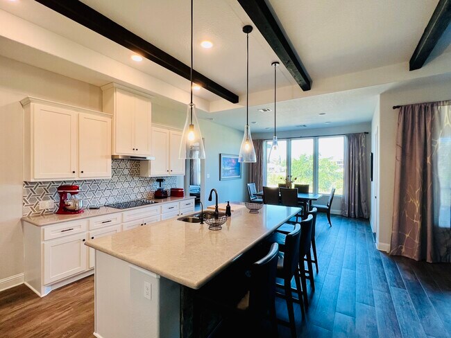 Kitchen\Dinning - 1825 Bardolino