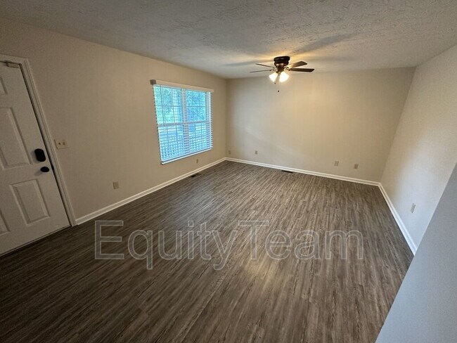 Building Photo - 706 Glenwood Ave