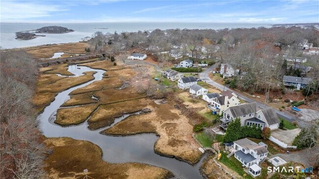 Foto del edificio - 33 Marshfield Rd