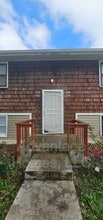 Building Photo - 726 N 70th St