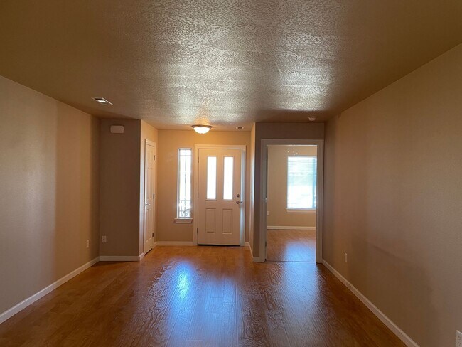 Foto del edificio - Very Nice 2 Bedroom 2 Bath Home/Fenced back yard and Patio**55 Plus Community**