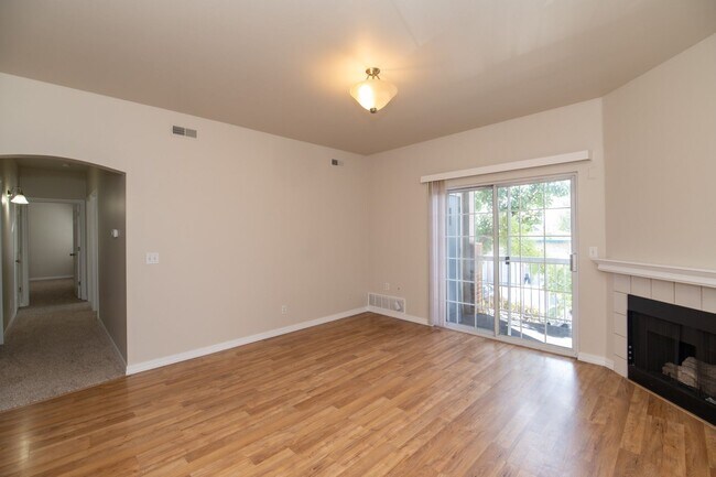Building Photo - 150 S 800 E