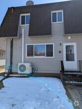 Building Photo - 950 5th Ave W