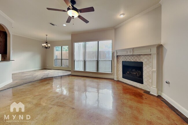 Foto del edificio - 2204 Apollonia Ln