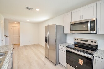 Building Photo - 30513 Bladnoch Ln