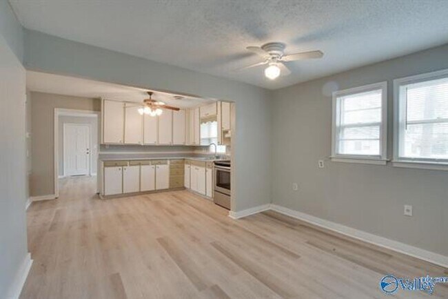 Foto del edificio - 2603 6th Ave SW