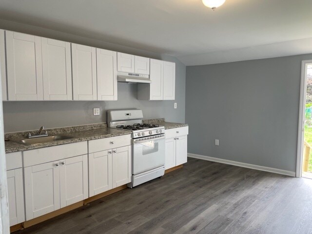 Large upgraded kitchen - 3503 Welsh Rd
